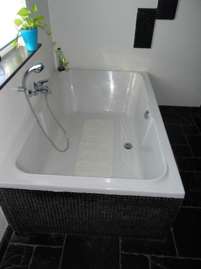 Guesthouse Rijsbergen_Zundert Экстерьер фото